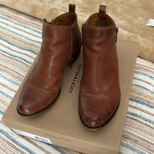 Lucky brand booties 7.5